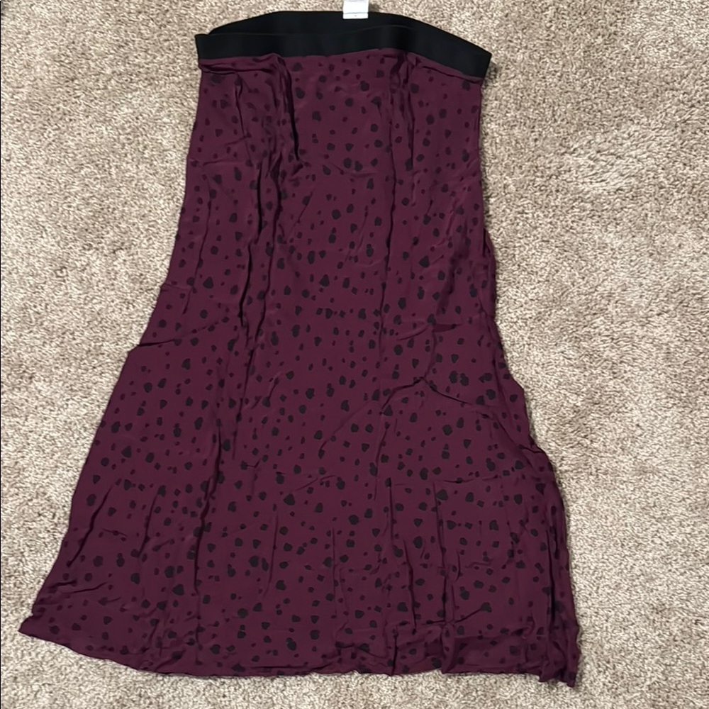 Elegant Plum Skirt with Black Accents